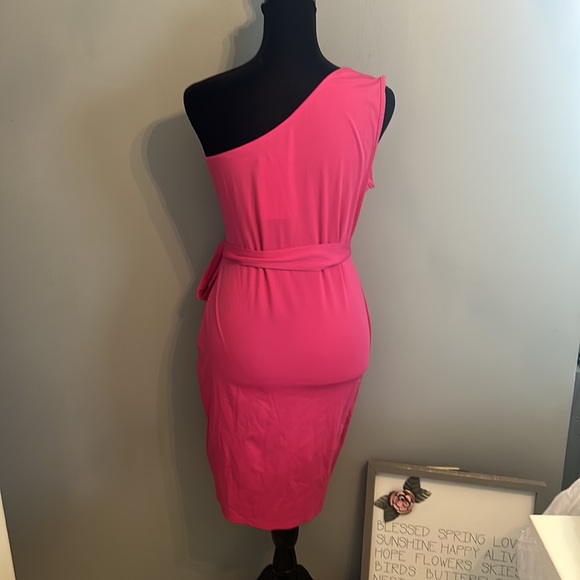 Pretty Garden One-shoulder Dress - Picture 6 of 8